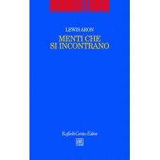 Indispensabile per comprendere le origini storiche, la nascita e lo sviluppo dell’approccio relazionale in psicoanalisi, Menti che si incontrano esplora i diversi significati e gli aspetti clinici della mutualità, offrendo un prezioso ampliamento del modello psicoanalitico relazionale. L’autore definisce i concetti di intersoggettività, interazione, messa in atto, e, sul piano clinico, dimostra che l’approccio relazionale non è solo una cornice teorica di riferimento ma anche una guida efficace ai problemi di tecnica e di strategia terapeutica. L’autore Lewis Aron è professore di Psicologia clinica alla New York University e membro dell’American Psychological Association.